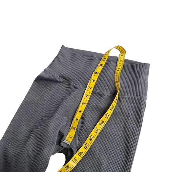 Good American The Seamless Ribbed Leggings, High Rise, Crop, Grey, 1/2, S/M - Picture 6 of 9